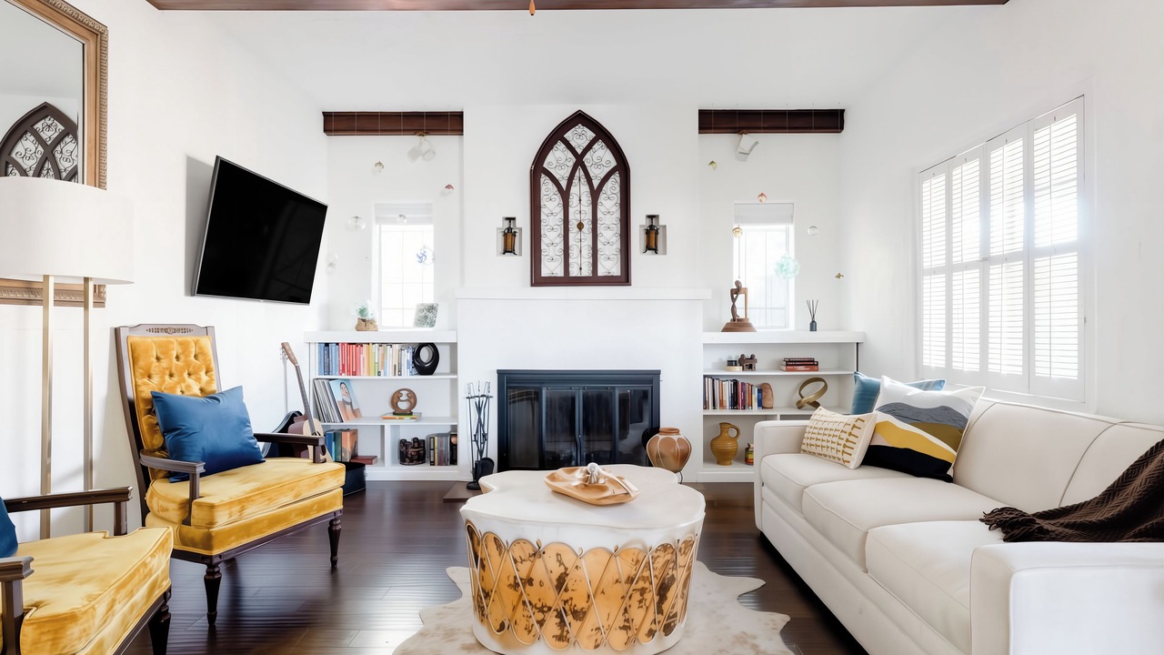 Photo of Livingroom in Pierson Place Historic District