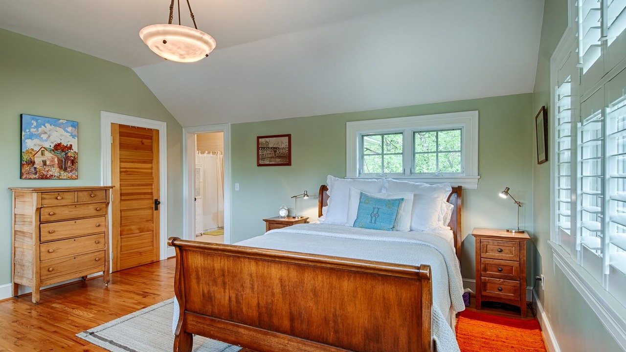 Photo of Bedroom in Whittier