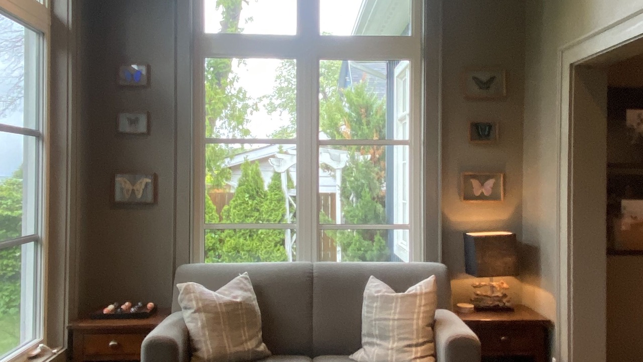 Photo of Livingroom in Big Bay Point