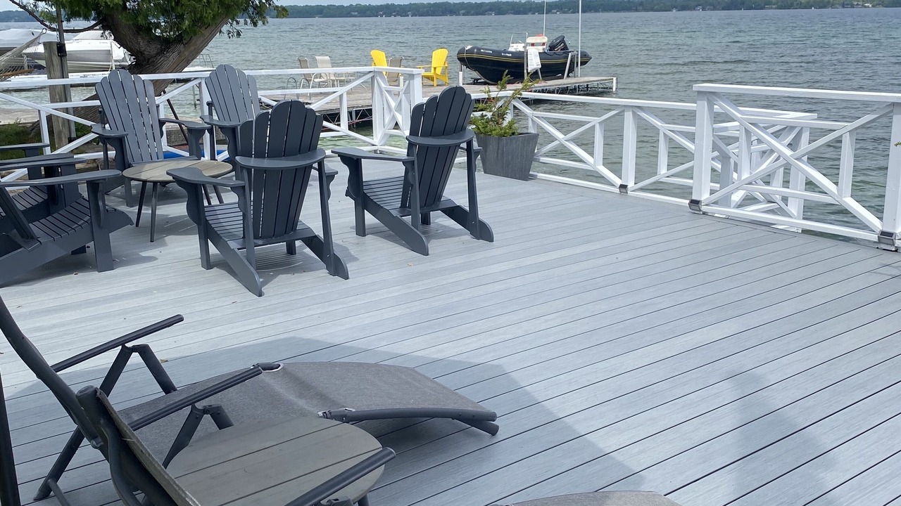 Photo of Patio Balcony in Big Bay Point