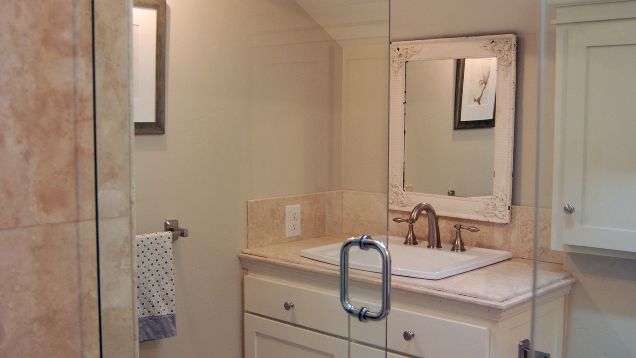 Photo of Bathroom in Grass Valley