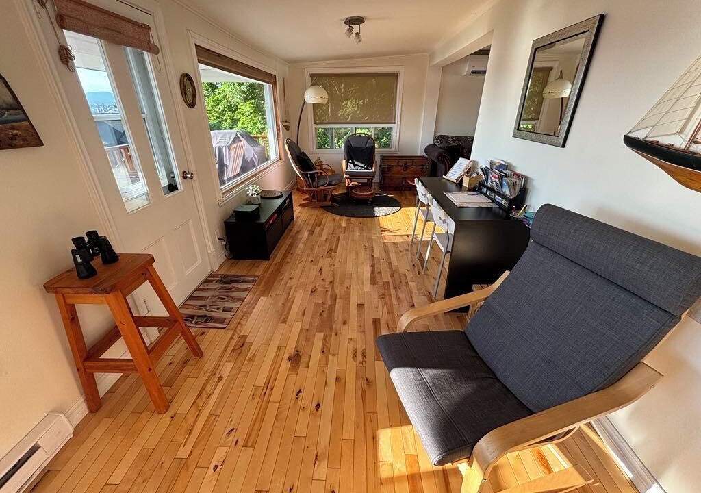 Photo of Livingroom in Paine-Sec