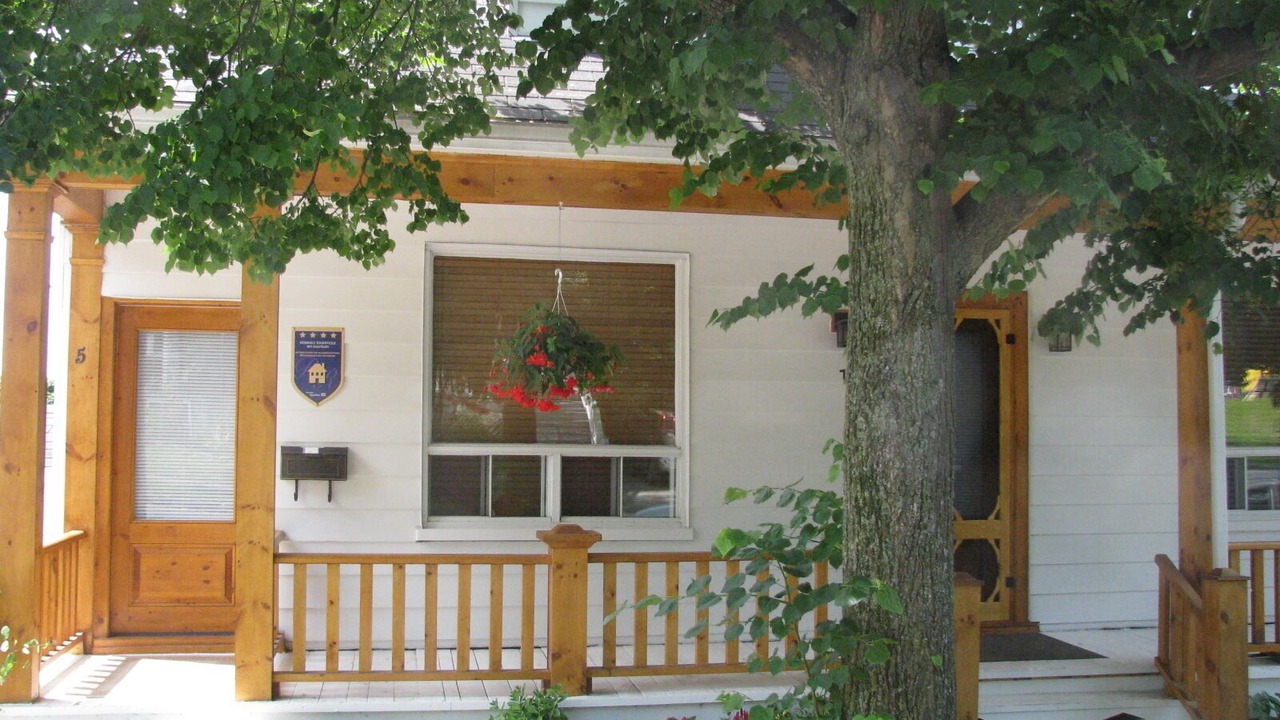 Photo of Others in Paine-Sec