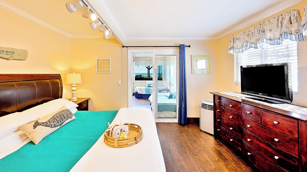 Photo of Bedroom in Ocean Beach