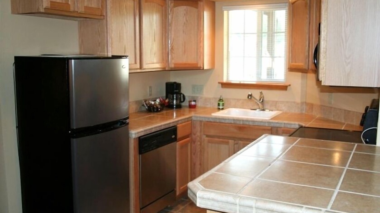 Photo of Others in Downtown Leavenworth