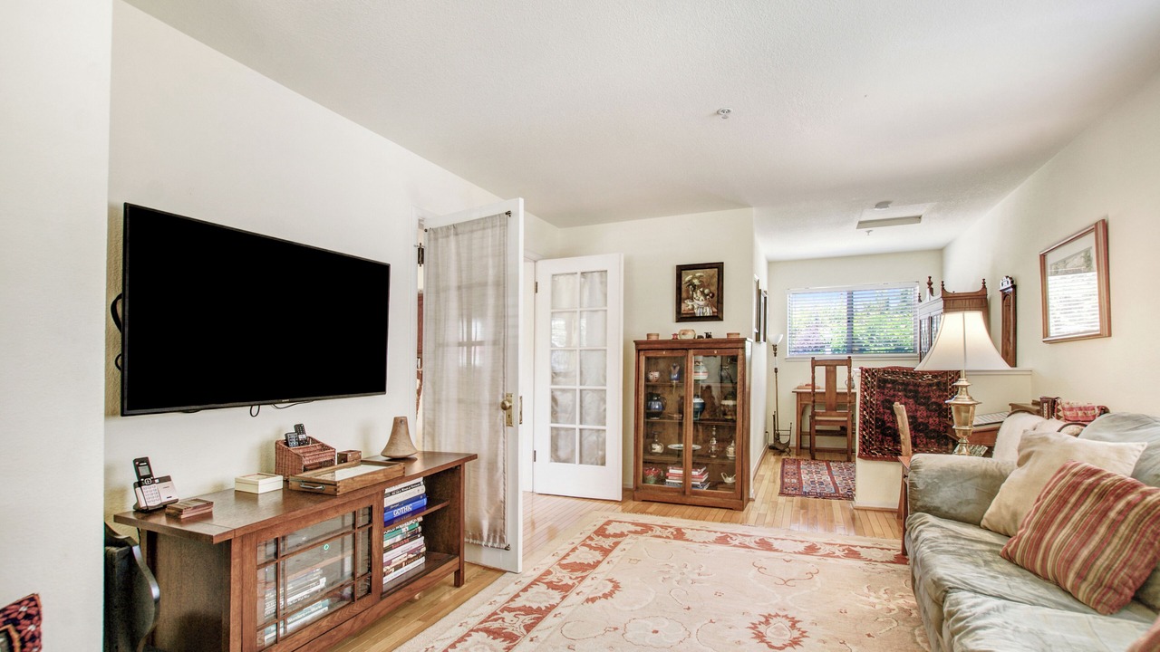 Photo of Livingroom in Napa