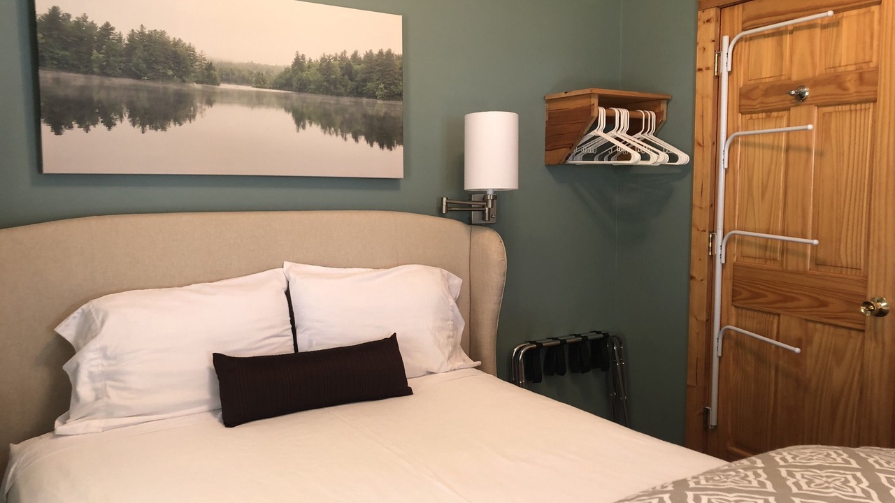 Photo of Bedroom in Honor