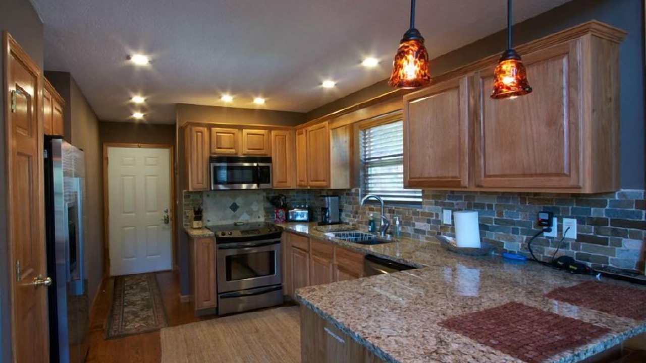 Photo of Kitchen in Lakeside Estates