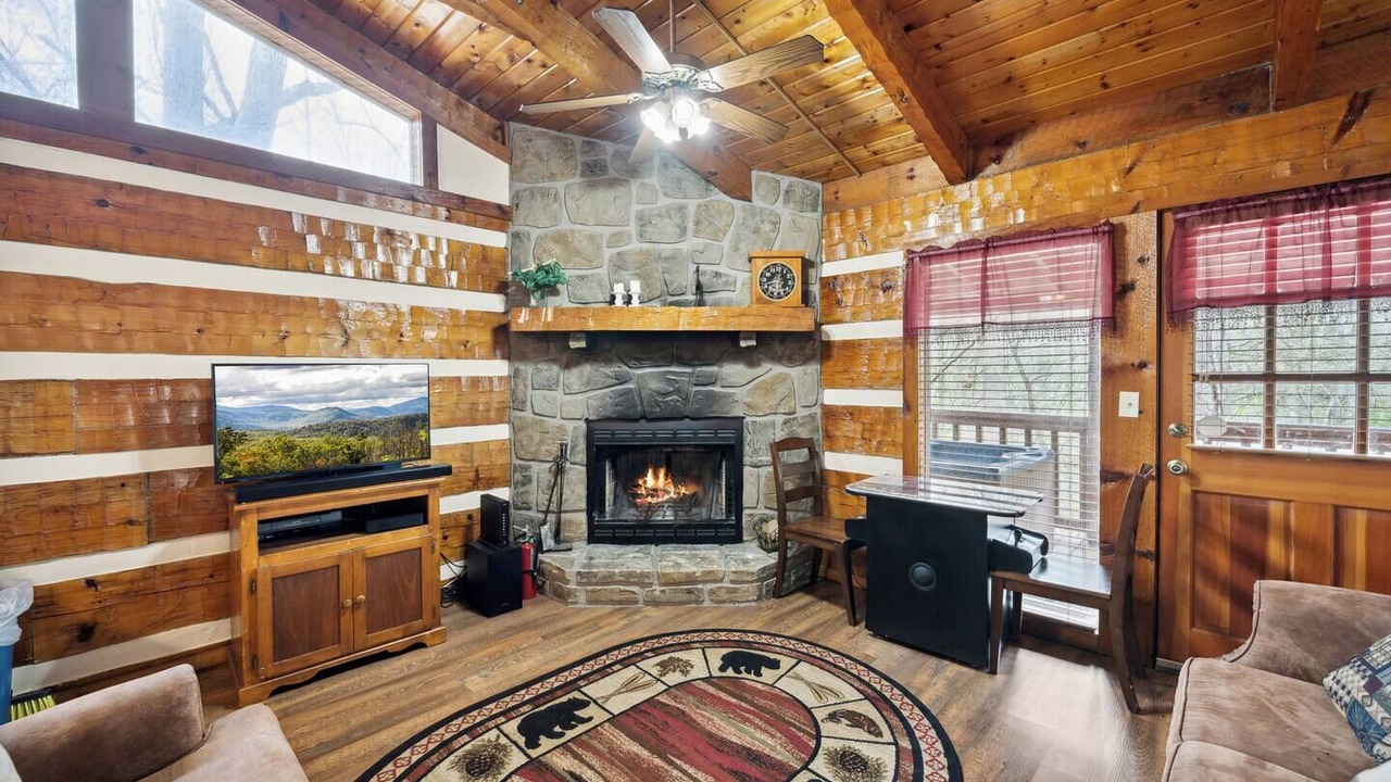 Photo of Livingroom in Gatlinburg