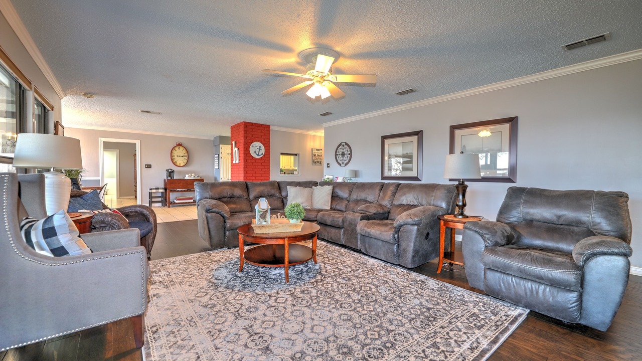 Photo of Livingroom in Azle