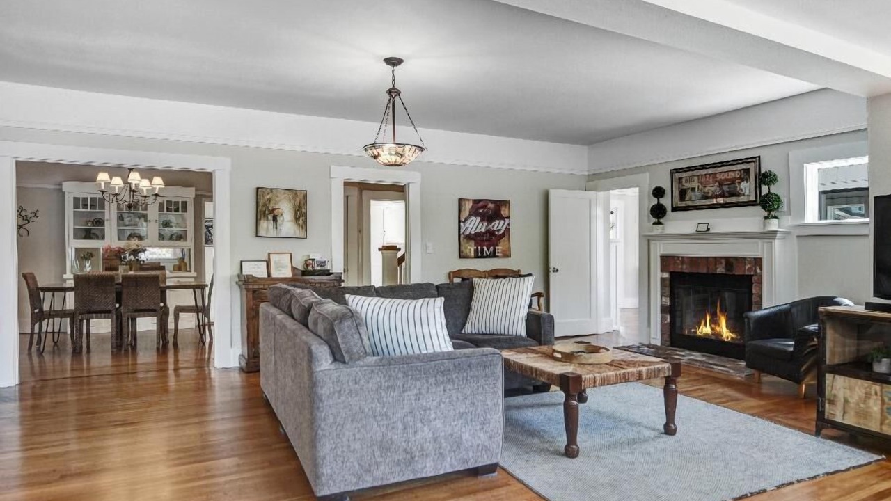 Photo of Livingroom in Browns Valley