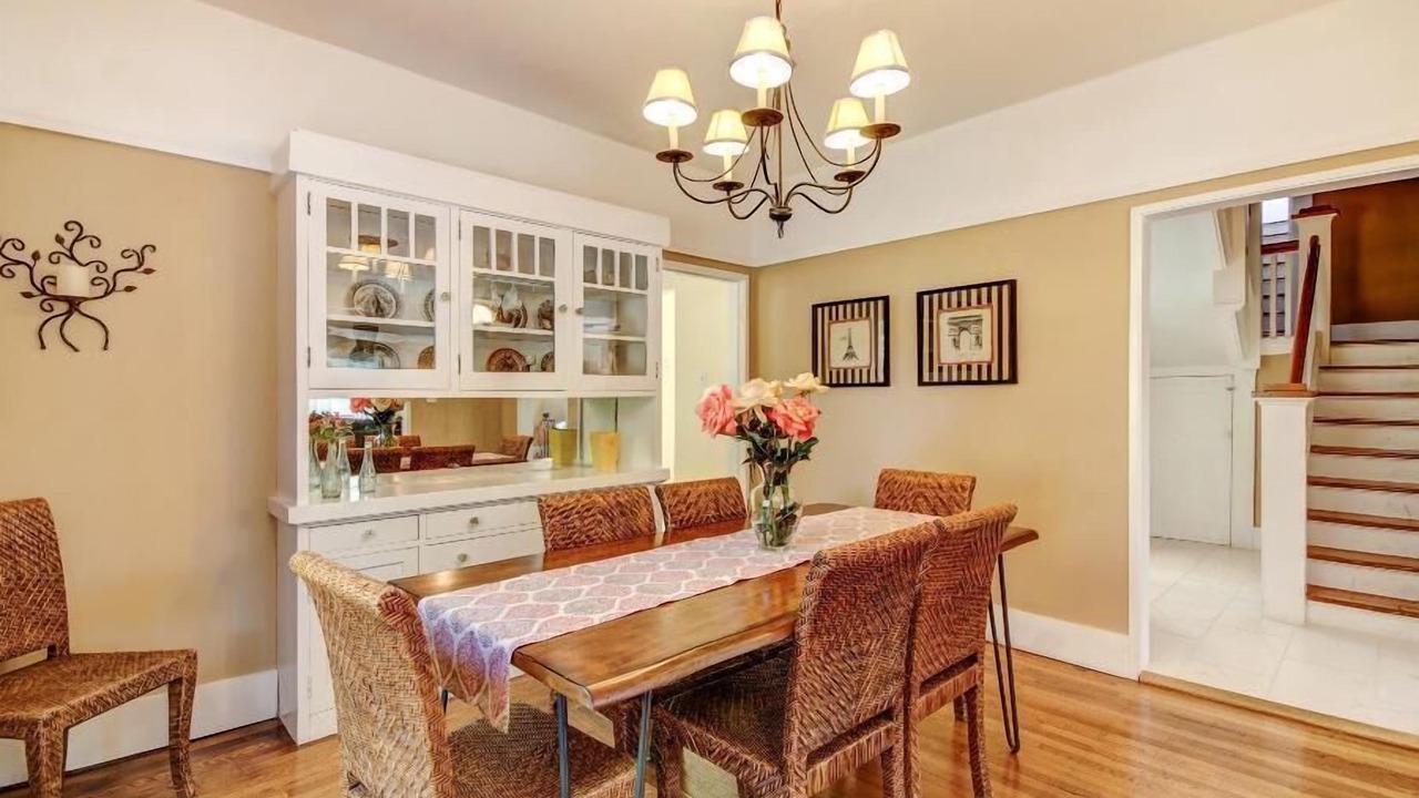 Photo of Livingroom in Browns Valley