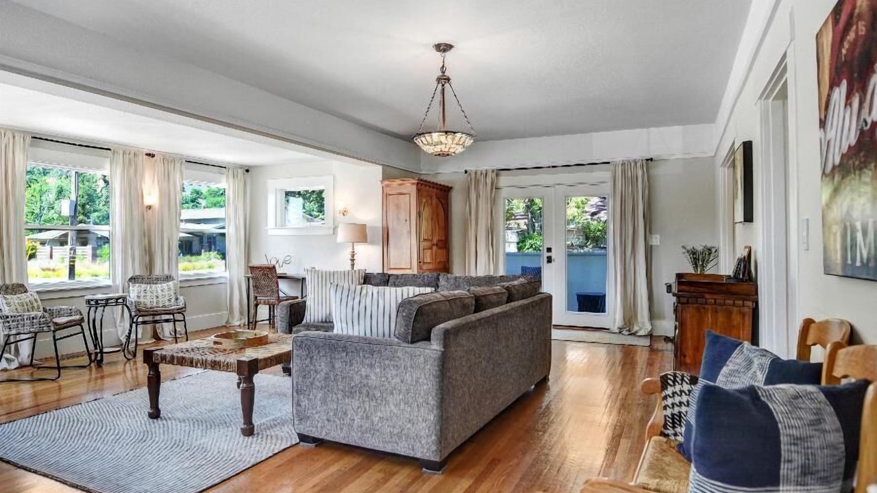 Photo of Livingroom in Browns Valley