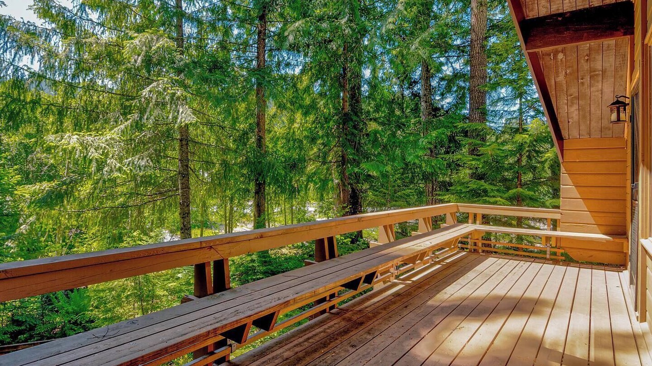 Photo of Patio Balcony in Enumclaw