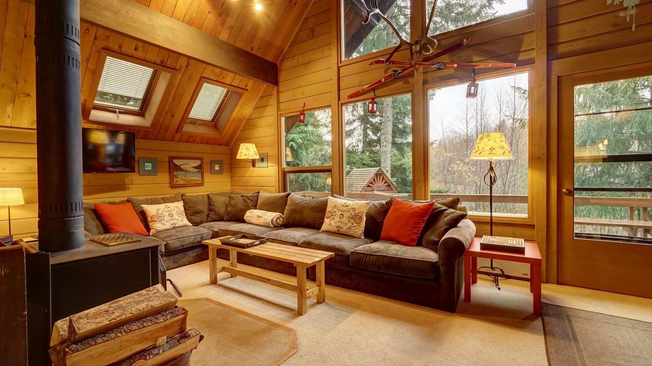 Photo of Livingroom in Enumclaw