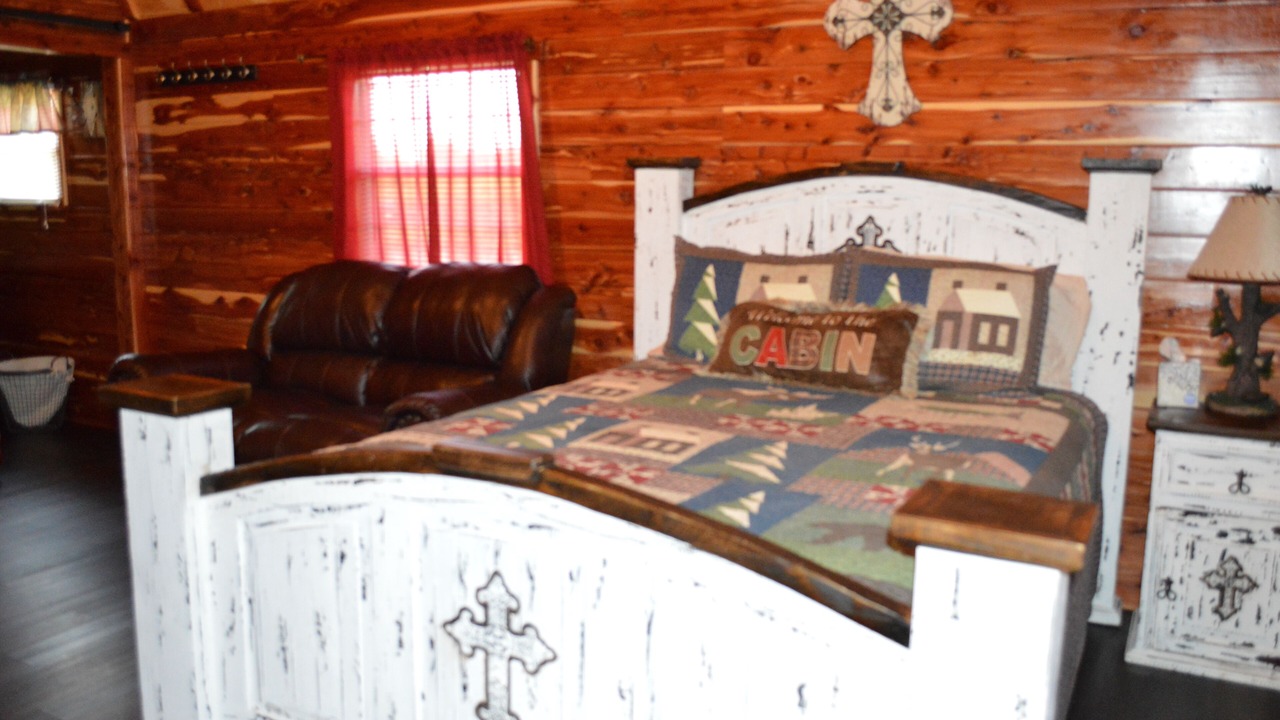 Photo of Bedroom in Hughes County