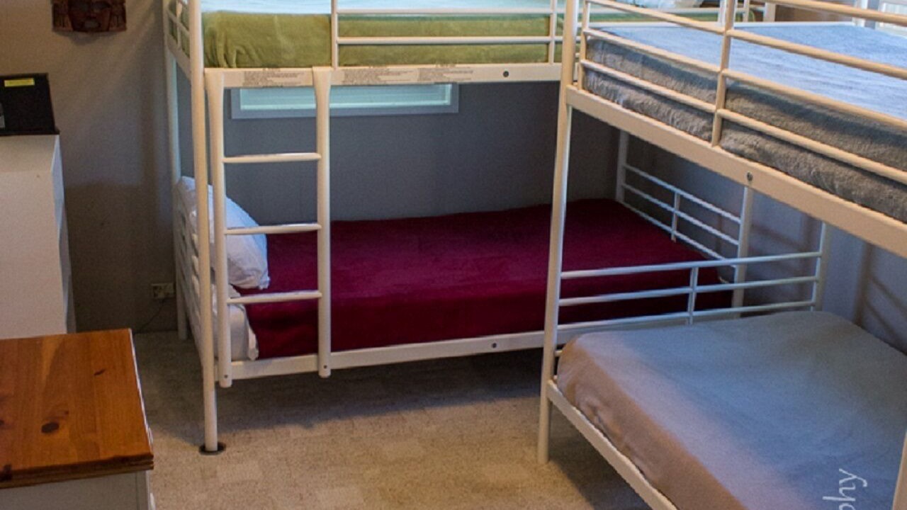 Photo of Bedroom in Bermuda Beach