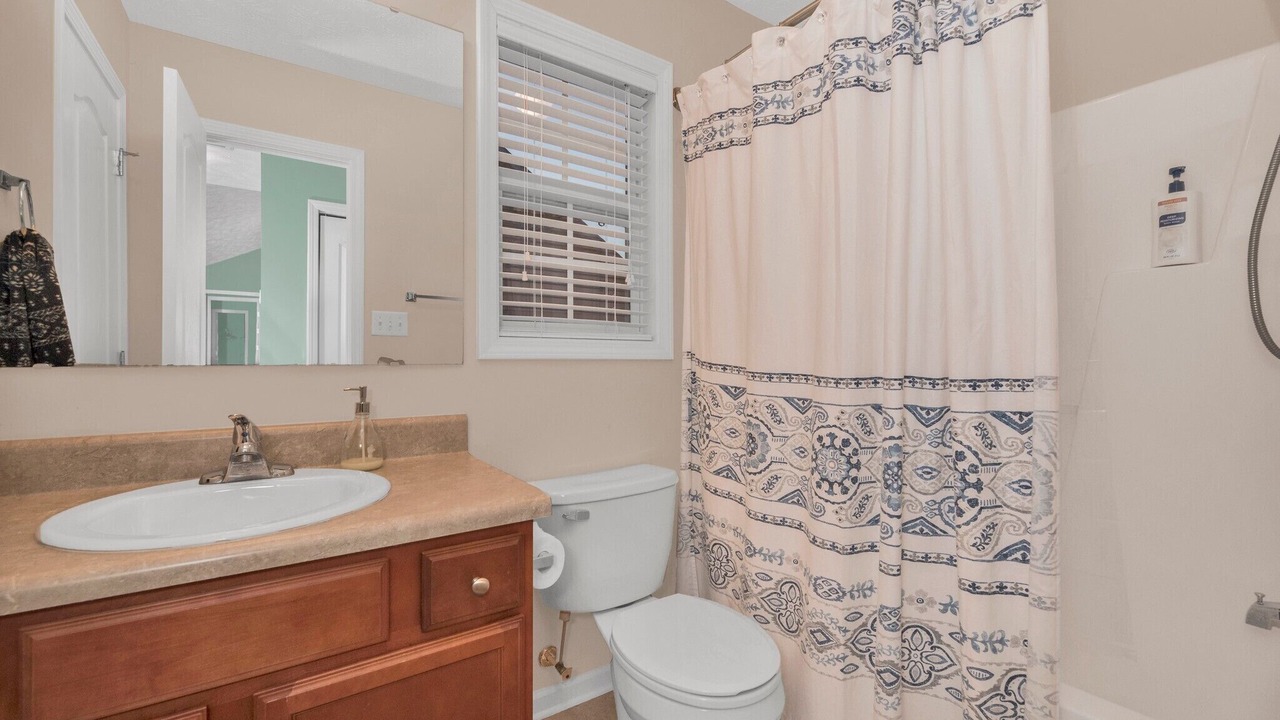 Photo of Bathroom in Pine Forest