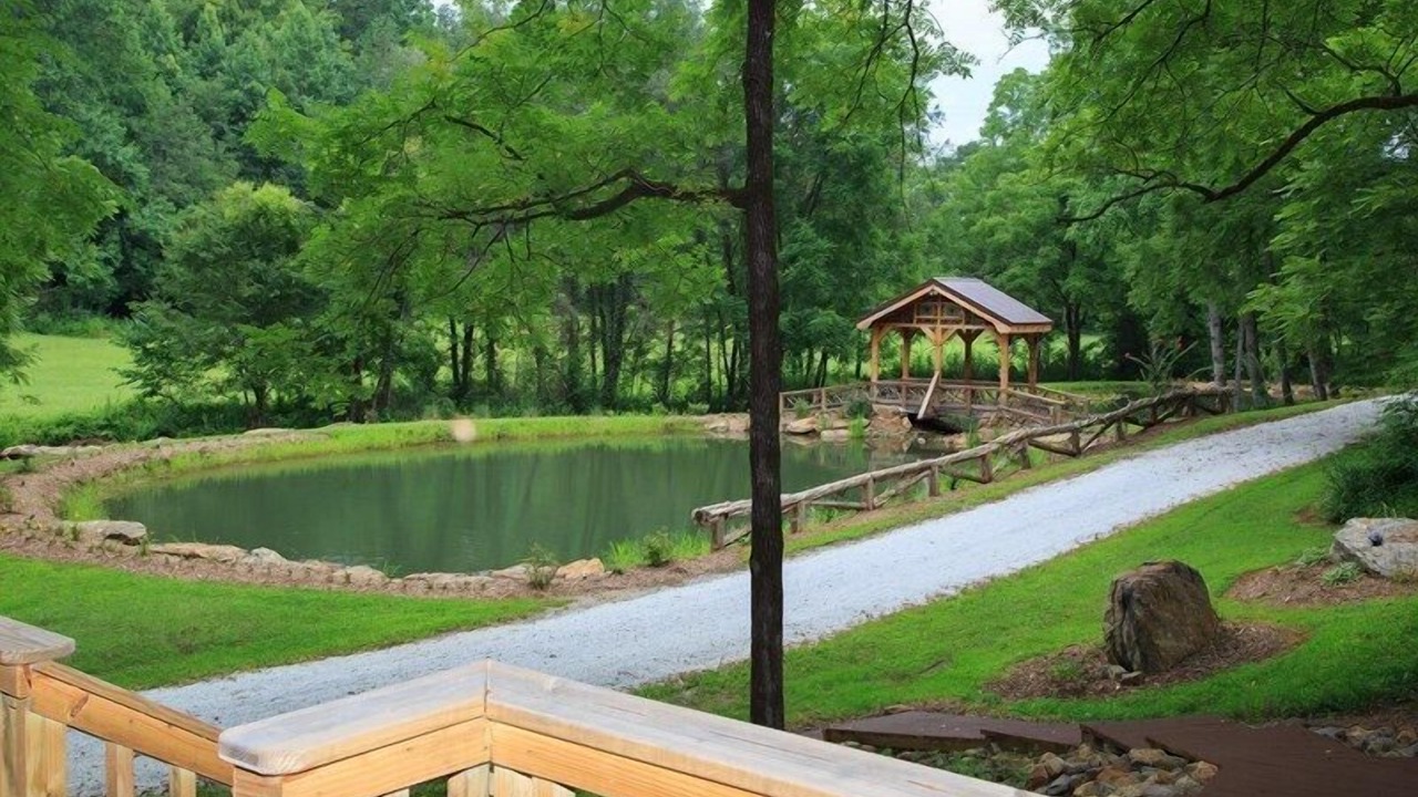 Photo of Others in Pickens