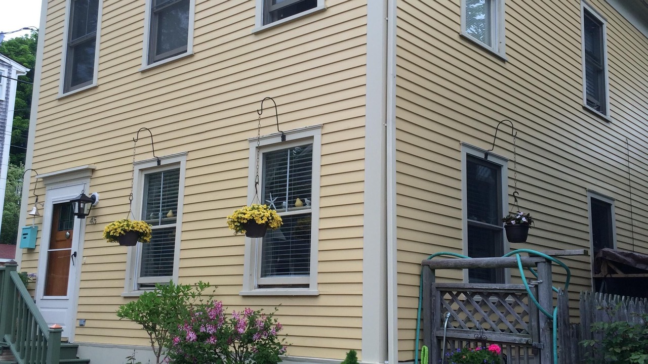 Photo of Others in Off Broadway