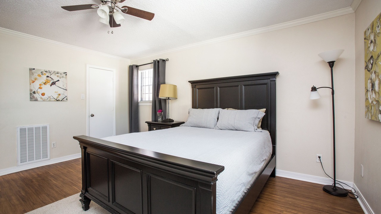 Photo of Bedroom in Bucktown