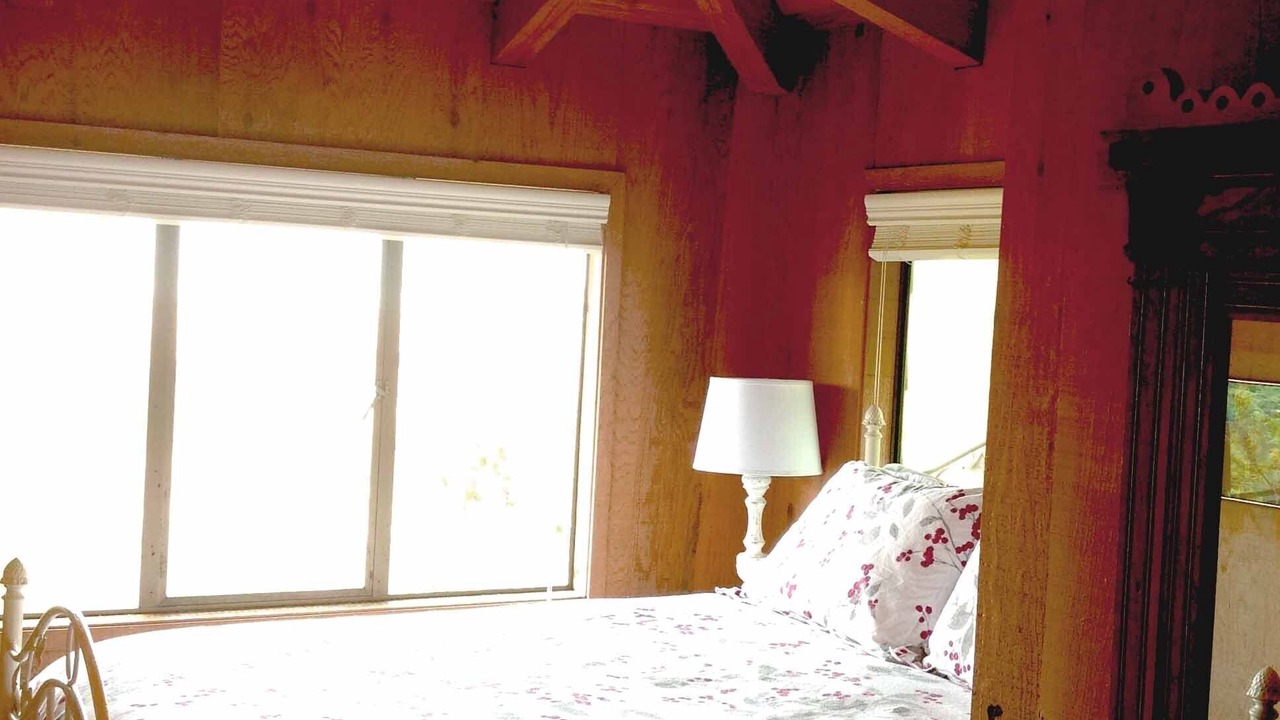 Photo of Bedroom in Neskowin