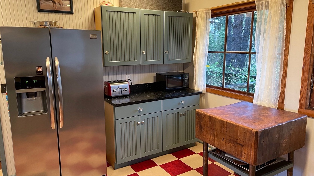 Photo of Kitchen in Neskowin
