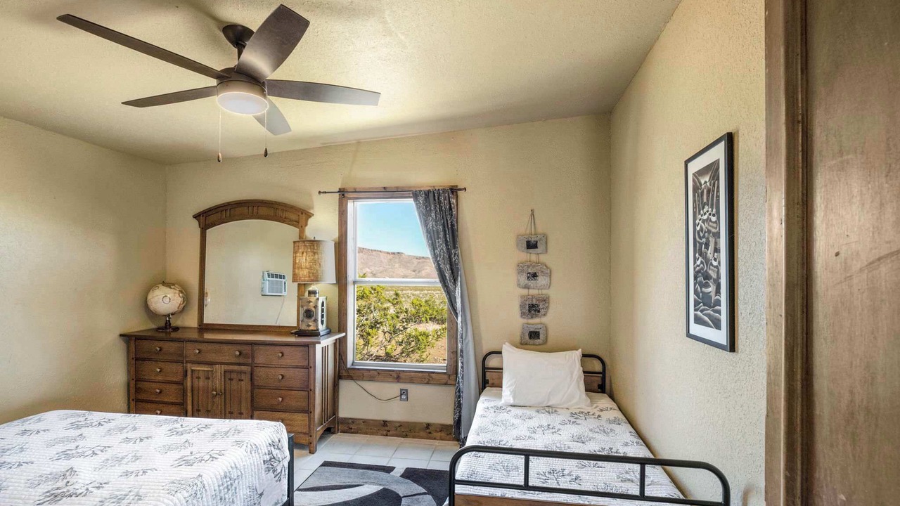 Photo of Bedroom in Alpine