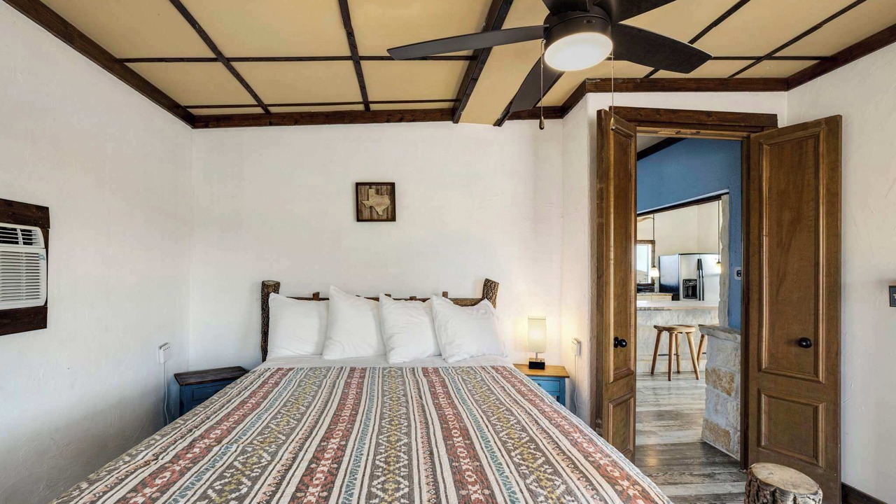 Photo of Bedroom in Alpine