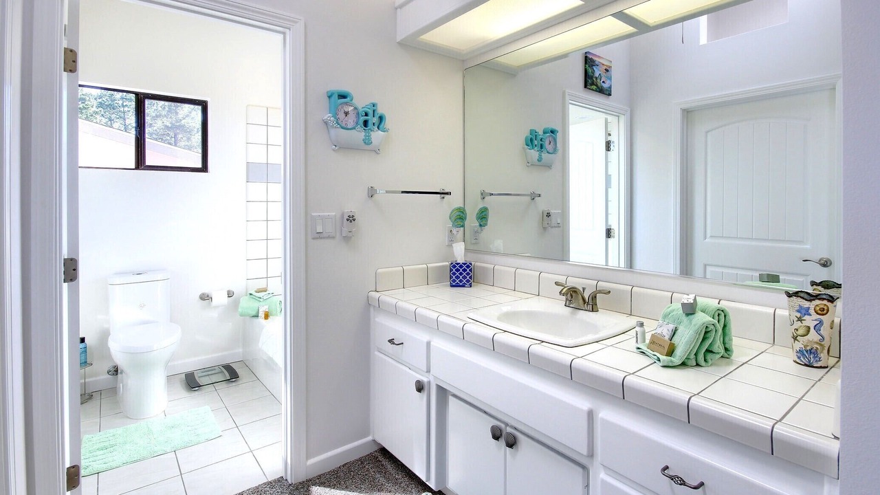 Photo of Bathroom in Marine Terrace