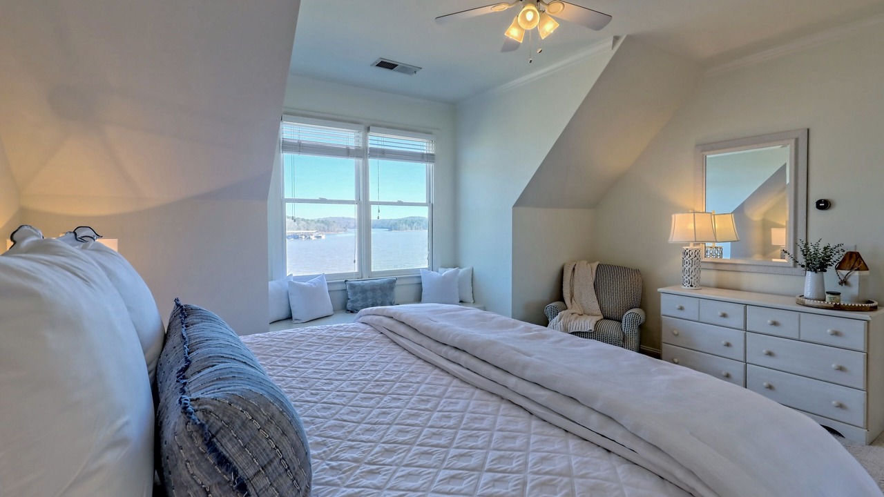 Photo of Bedroom in Lavonia