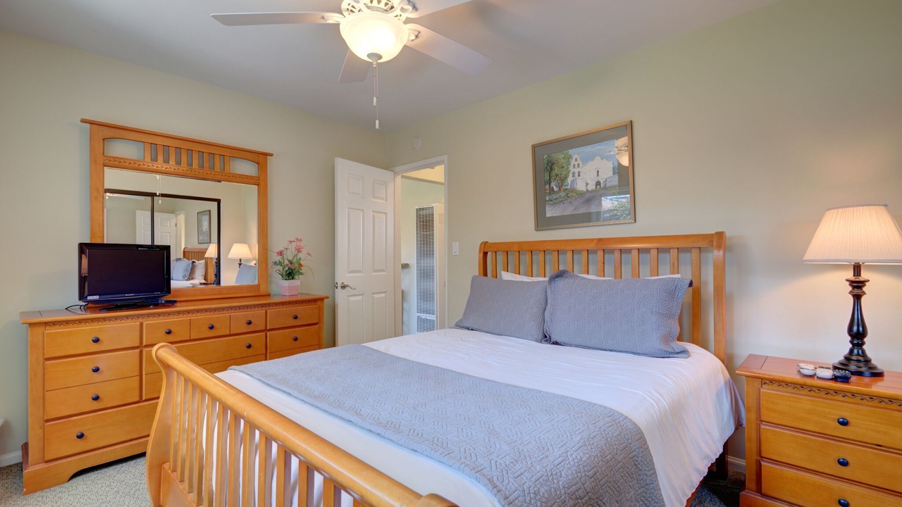 Photo of Bedroom in North Pacific Beach