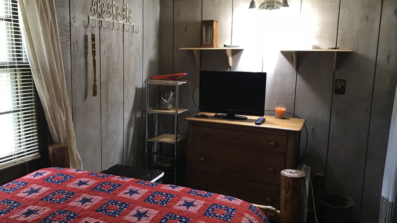 Photo of Bedroom in Friendship