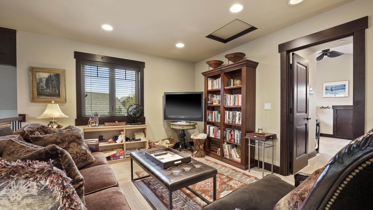 Photo of Livingroom in Cle Elum