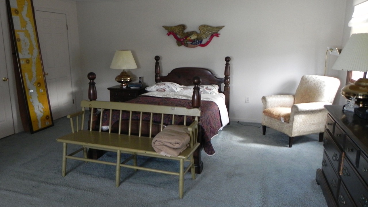 Photo of Bedroom in Ticonderoga
