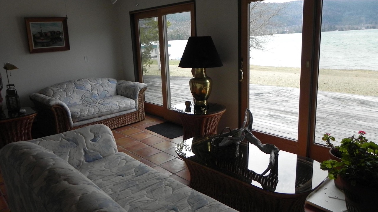 Photo of Livingroom in Ticonderoga