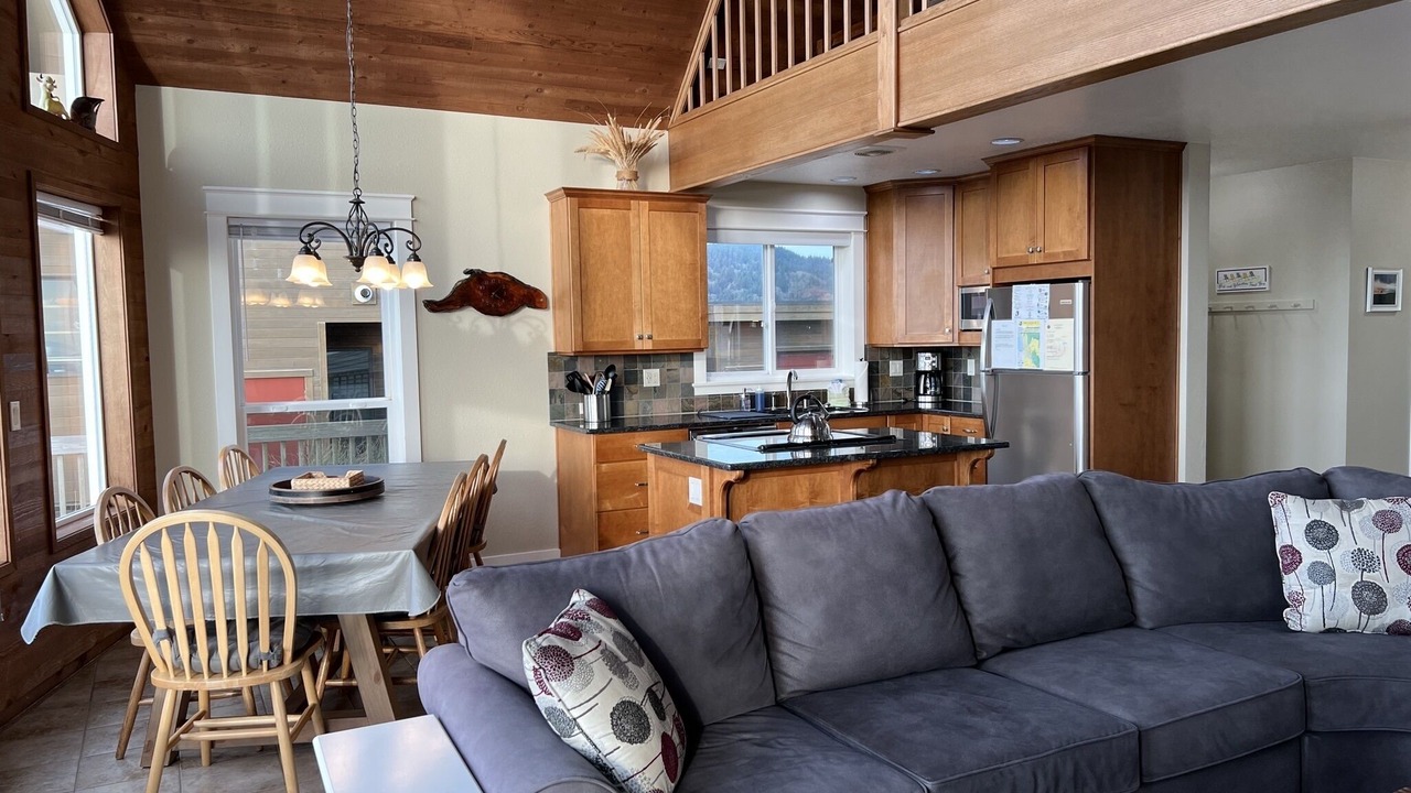 Photo of Livingroom in Pacific City