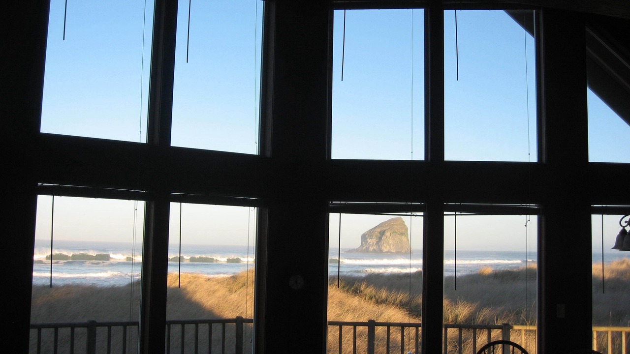 Photo of Bedroom in Pacific City