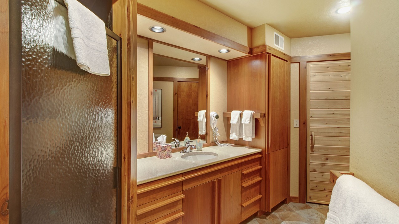 Photo of Bathroom in Grand Marais