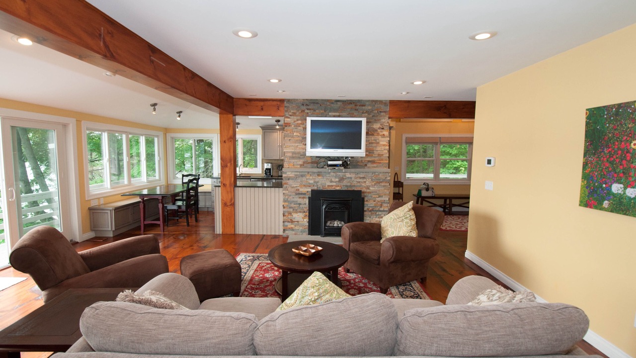 Photo of Livingroom in Northwest Ithaca