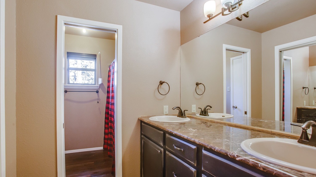 Photo of Bathroom in Alto
