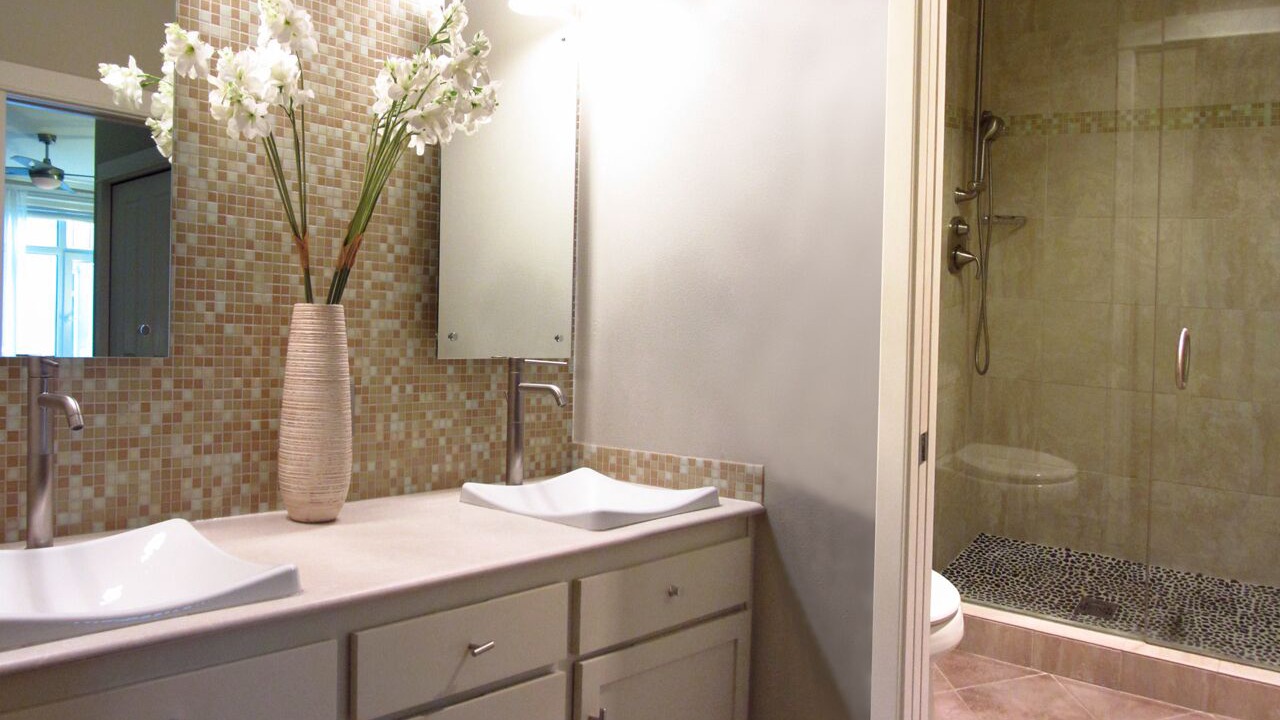 Photo of Bathroom in Downtown Seattle