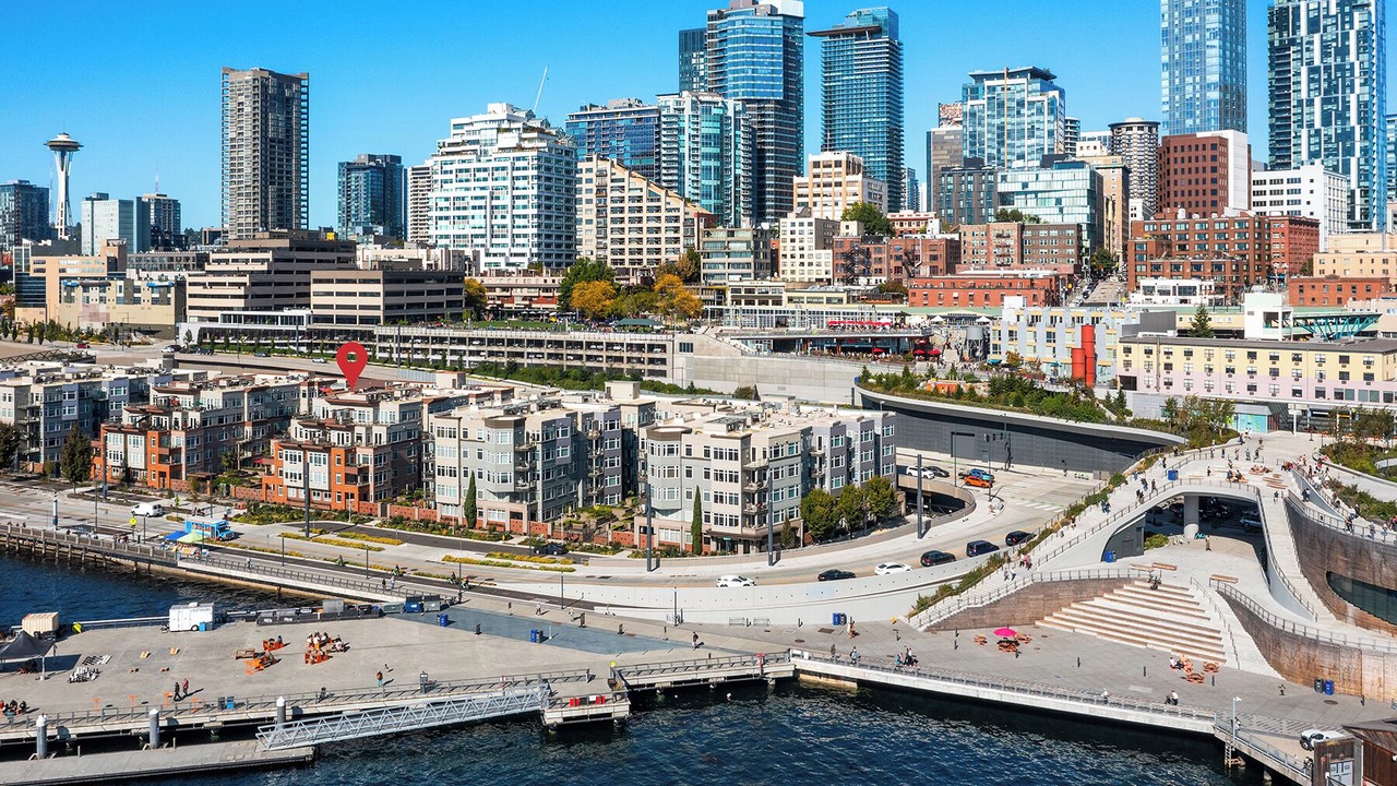 Photo of Others in Downtown Seattle