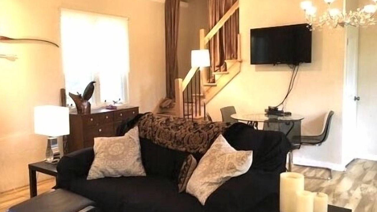 Photo of Livingroom in Bucyrus