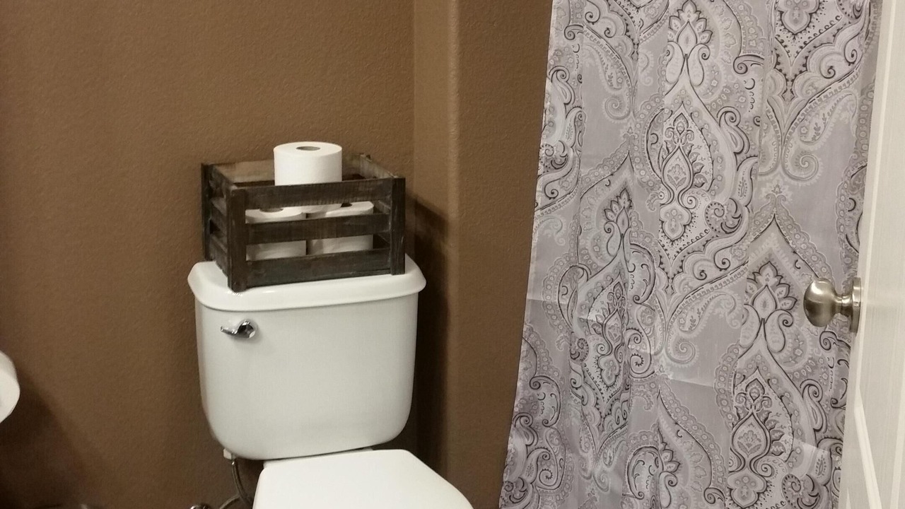 Photo of Bathroom in North Natomas