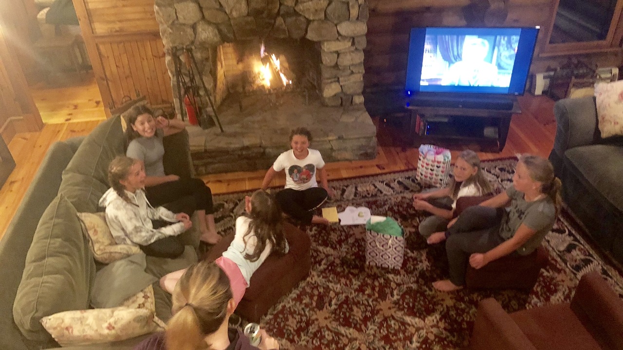 Photo of Livingroom in Raymond