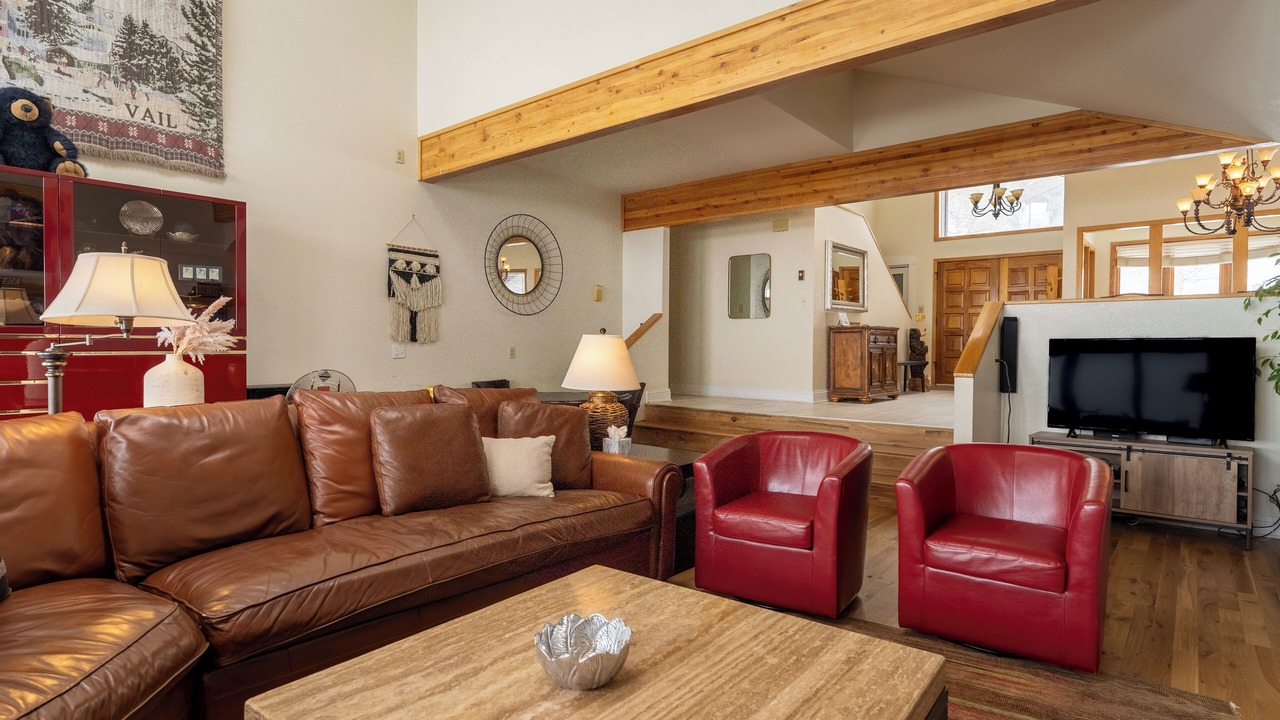 Photo of Livingroom in Vail