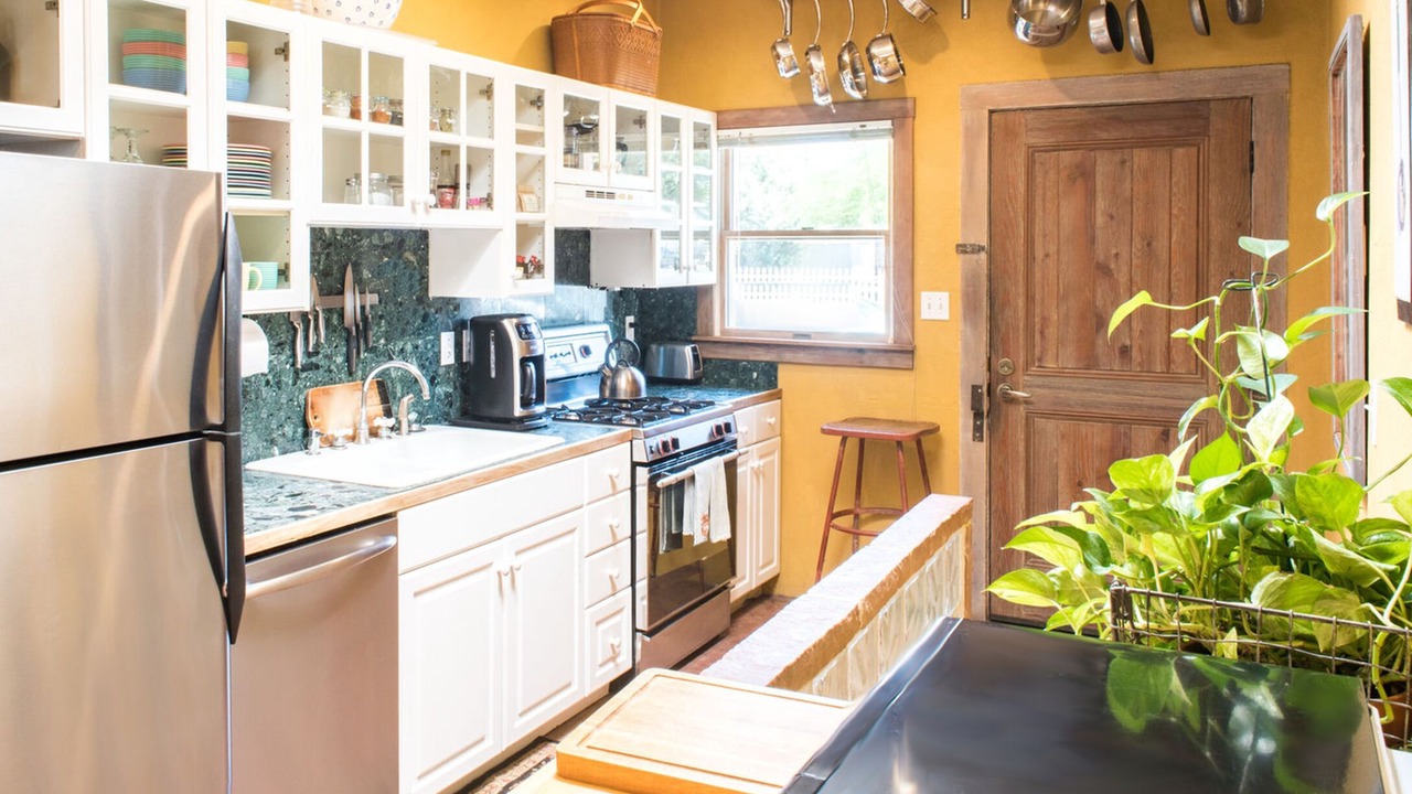 Photo of Kitchen in Armory Park