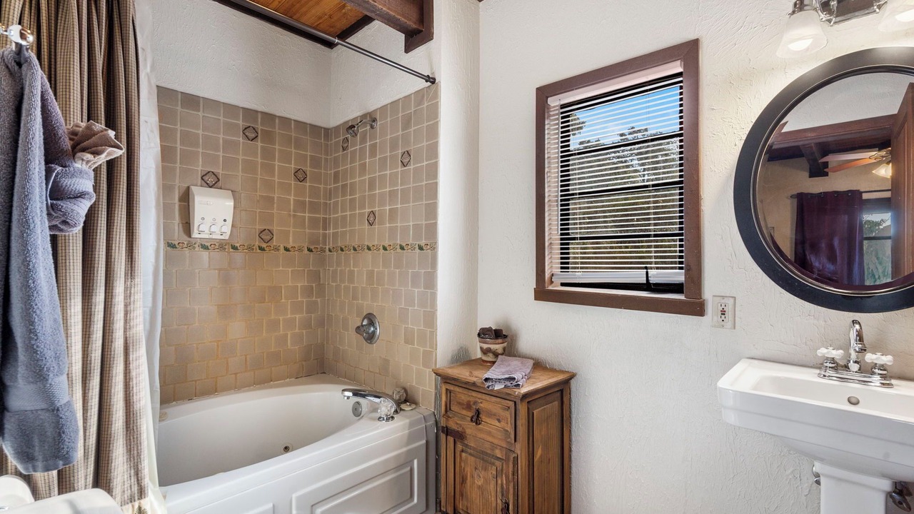 Photo of Bathroom in Kimberling City