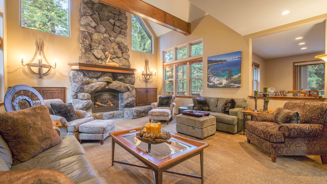 Photo of Livingroom in Tahoe Woods